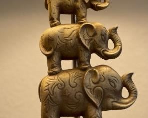 Stacked Elephant Lamp	27 x 17 diameter	
