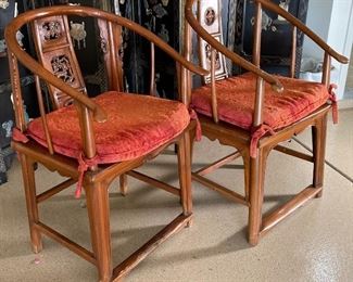 2pc Chinese Elm Wood Horseshoe Chairs	39 x 24 x 22in seat height: 22in	
