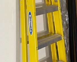 Werner 6ft Fiberglass Ladder FSA06	6ft	

