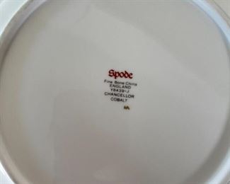 100+ pc Spode Chancellor Cobalt China Set	100+ pc	
