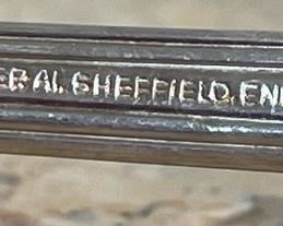 Silver-plate Flatware Set Viners Sheffield England	6.5x19.5x14.5in	HxWxD
