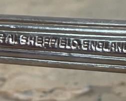 Silver-plate Flatware Set Viners Sheffield England	6.5x19.5x14.5in	HxWxD
