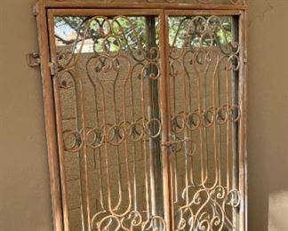 Rustic Outdoor Mirror	55 x 30in	
