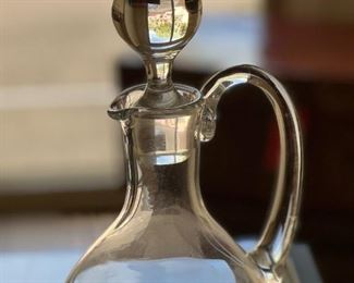 Baccarat large wine decanter with handle	13in x 8in	
