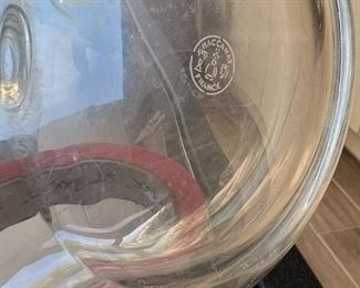 Baccarat large wine decanter with handle	13in x 8in	
