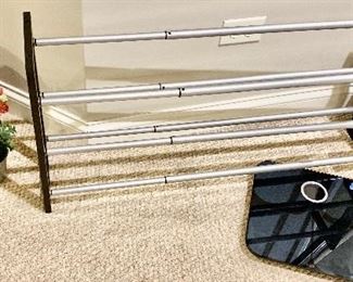 Shoe rack extendable $10 sold
Bathroom scale $20