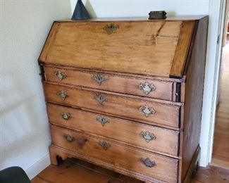 New England drop front desk, maple c. 1760-1780
