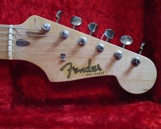 1957 Duo-Sonic Fender Guitar " Desert Sand "