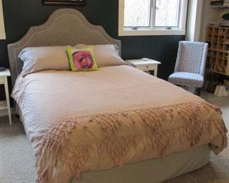 Queen Size Bed Frame & Pillow Top Mattress Set