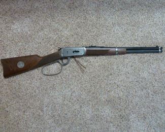 Winchester Lever Action Carbine (Mod# 94 32-40) John Wayne Commemorative