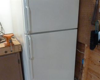Hotpoint 2 Door Refrigerator