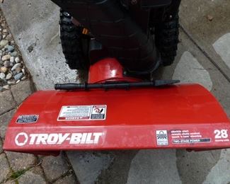 Troy-Bilt 28" Snow Blower