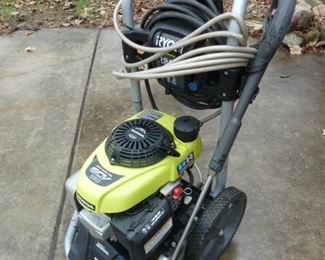RYOBI Pressure Washer (2800 PSI )