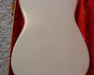 1957 Duo-Sonic Fender Guitar " Desert Sand "