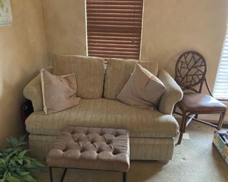 Pull out twin loveseat