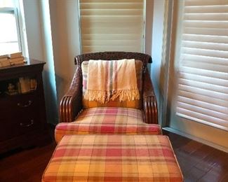 Lounge chair with matching Ottoman