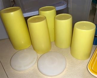 Vintage Nesting Tumbler Set