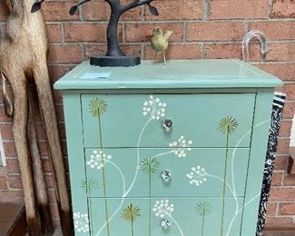 3 drawer chest/side table