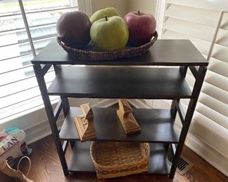 folding shelves