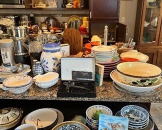 Kitchen ware, serve ware