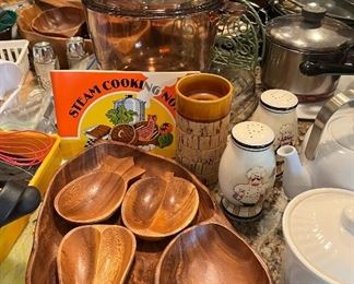 Kitchen ware, serve ware