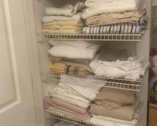 linens, towels