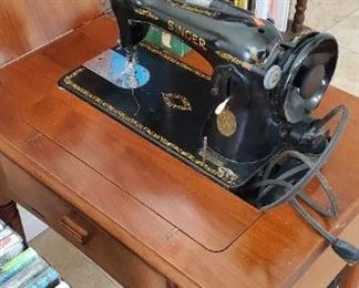 Singer Sewing Machine