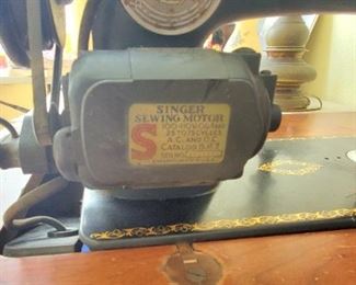 Vintage Singer Sewing Machine
