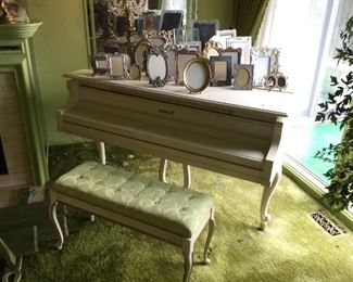 Kimball White Oak Baby Grand Piano w/Bench