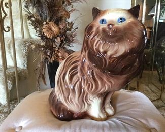 Persian Cat Statue