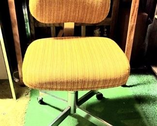 MCM Desk Chair on Casters