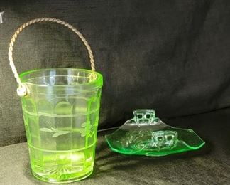 Green glassware vintage