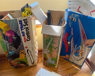 Sizzler‘s Fat Track set, Trac Ball, Thundershift 500 Race Track Set
