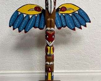 Wooden carved totem. Lot #3774