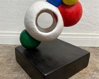 Molecule sculpture. Lot #3772