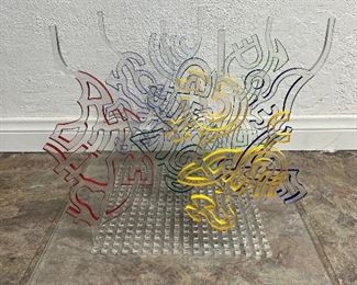 Plastic colored sculpture. Lot #3786