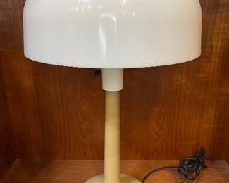 Gerald Thurston for Lightolier mushroom lamp. Lot #3749