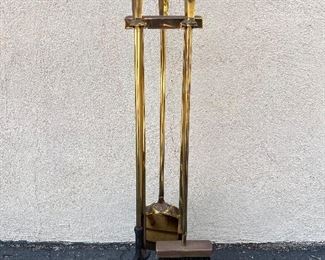 Brass mid century fireplace set. Lot #3656