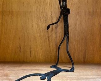 Sculpture with shadow. Lot #3406