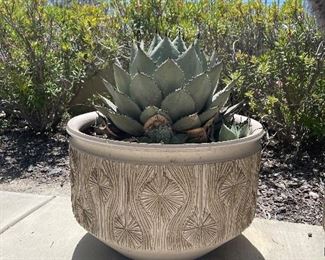 Rare low studio planter by David Cressy and Robert Maxwell for Earthgender- AS IS. Lot #3842