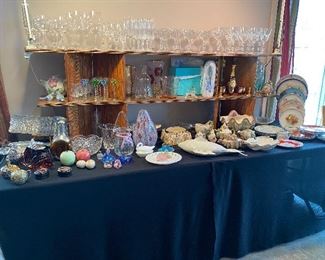 Beautiful glassware, handblown glass, wine and champagne glasses, decorative china and more