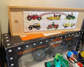 Harley Davidson 1:18 Collector Motorcycle, Instant Mini Cast Iron Collection WITH ORIGINAL CARS!