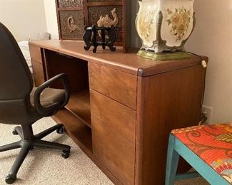 Desk/Filing Cabinet, Desk Chair