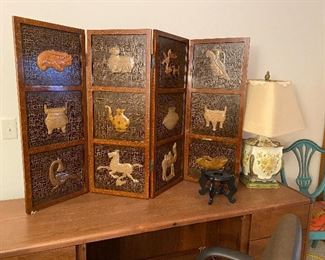 Folding Divider, Vintage Floral Ceramic Lamo, Oriental pedestal 