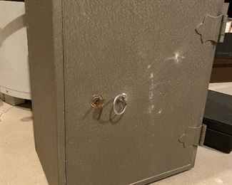 Fireproof Hercules Safe with key