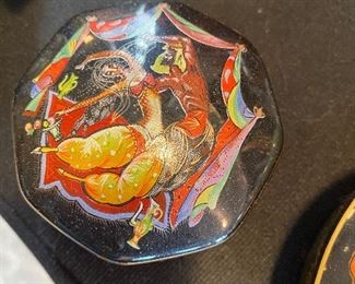 Scheherazade Porcelain Trinket Box, 1988 The Franklin Mint