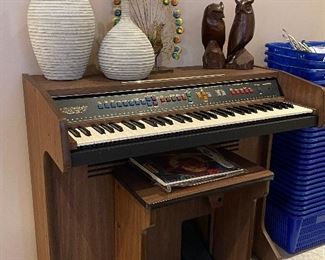 Lowrey Teenie Genie Organ 