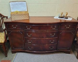 $100  Duncan Phyfe Buffet (matches table & china cabinet)