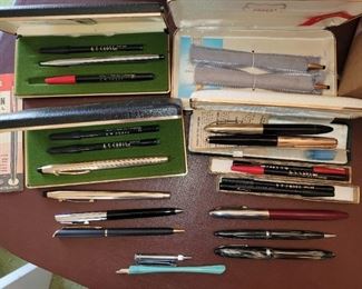 Vintage Cross, Schaffer, Parker pens