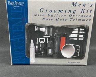 14pc Men's Grooming Kit in Box w/ Trimmer, Park Ave